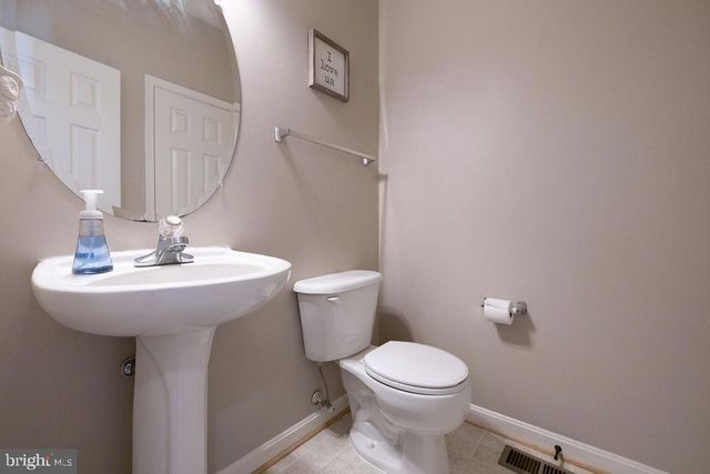 8896 MULLEN, King George, VA 22485