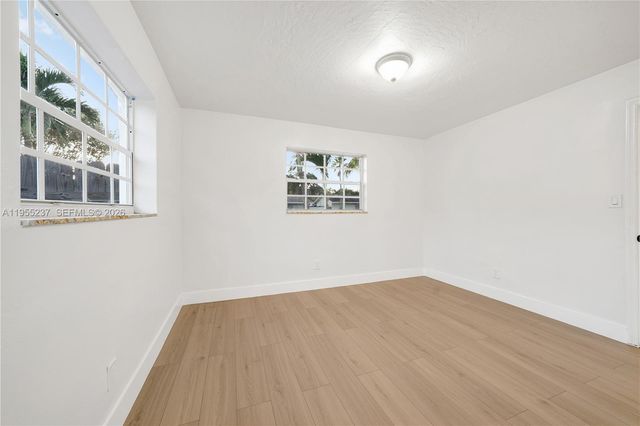 368 SW 64th Ter, Margate, FL 33068