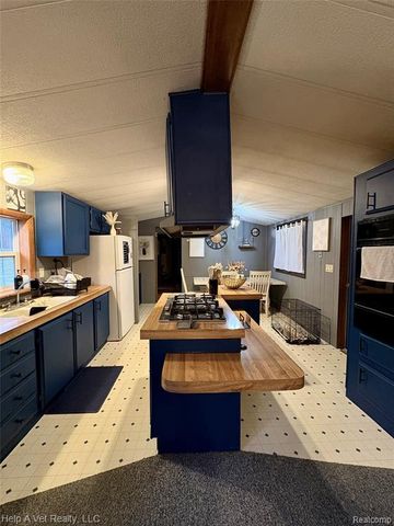 4556 E Free Soil Road, Free Soil, MI 49411