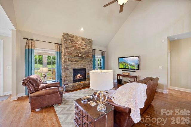 816 Springs Road, Dallas, NC 28034