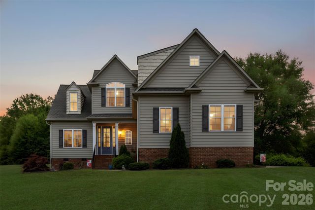 816 Springs Road, Dallas, NC 28034