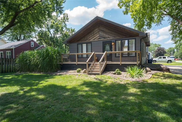 3306 50th Street, Des Moines, IA 50310