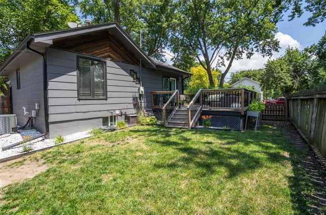 3306 50th Street, Des Moines, IA 50310