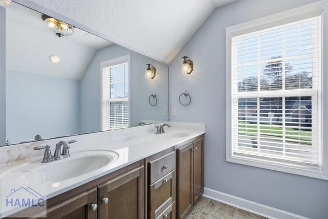 929 Oak Crest Drive, Hinesville, GA 31313