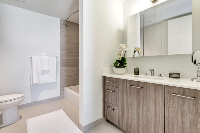 3635 NE 1st Avenue 1111, Miami, FL 33137