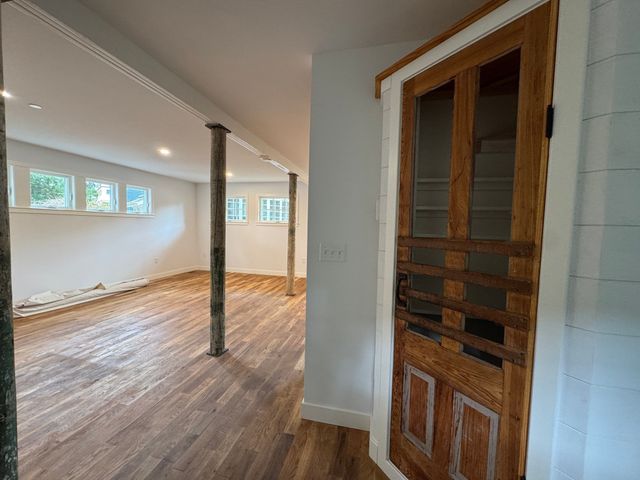 69 Bowen 2, Newton, MA 02459