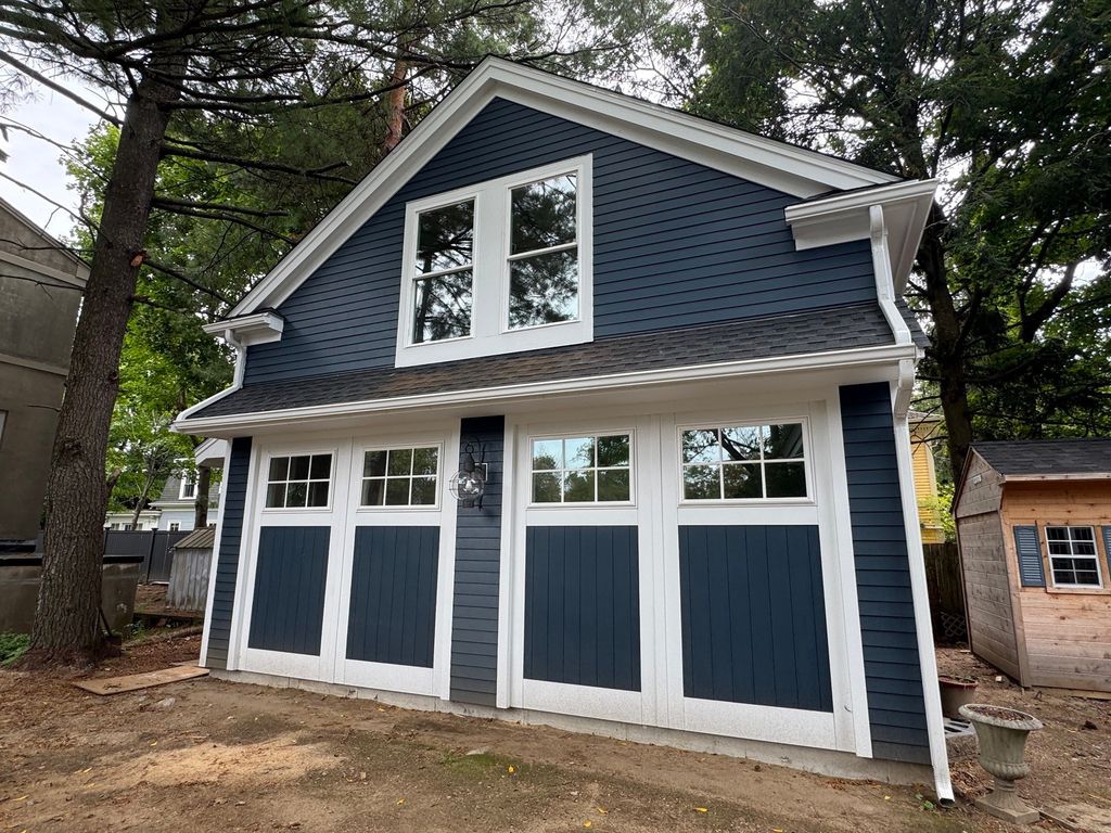 69 Bowen 2, Newton, MA 02459