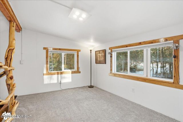 3940 N El Taino Drive, Wasilla, AK 99623