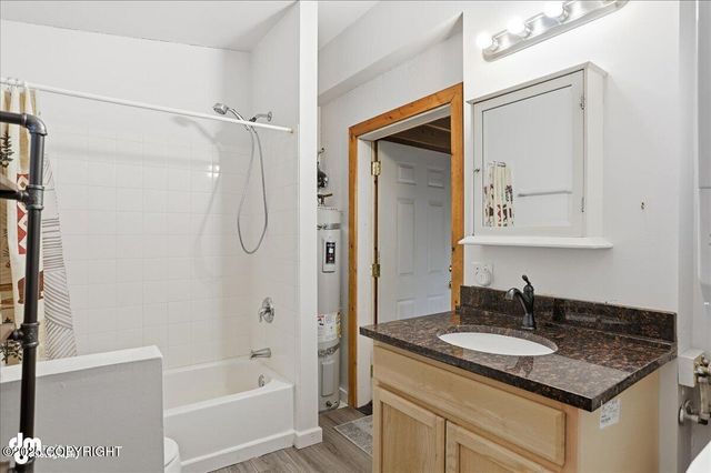 3940 N El Taino Drive, Wasilla, AK 99623