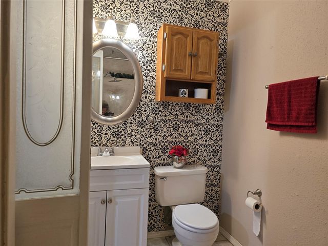 16726 David Glen Drive, Friendswood, TX 77546