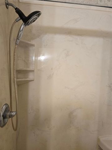 16726 David Glen Drive, Friendswood, TX 77546