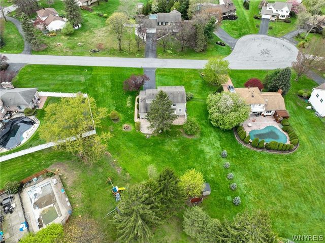 30 Hunter Court, Elma, NY 14059