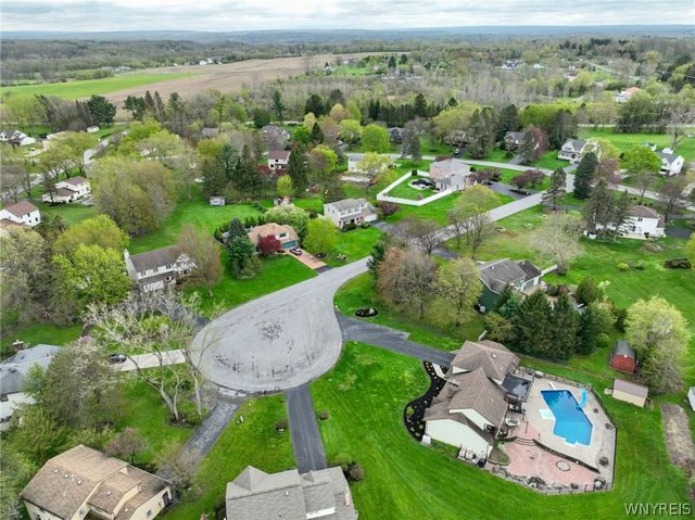 30 Hunter Court, Elma, NY 14059