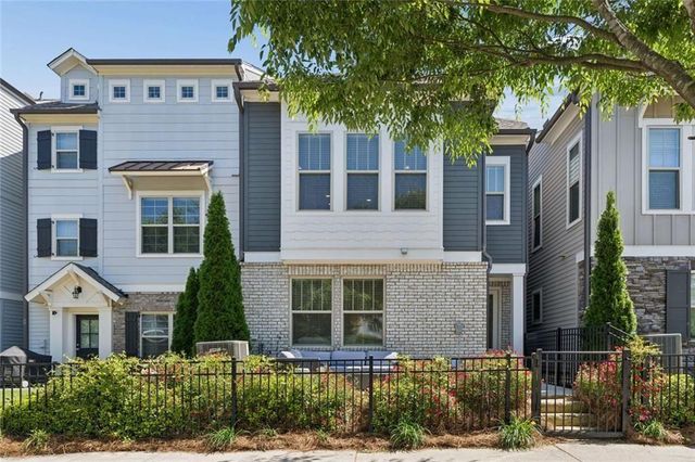1061 Kirkland Circle, Smyrna, GA 30080