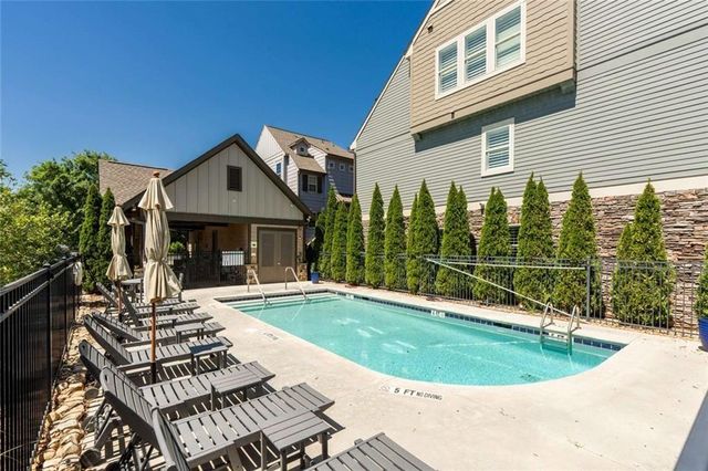 1061 Kirkland Circle, Smyrna, GA 30080