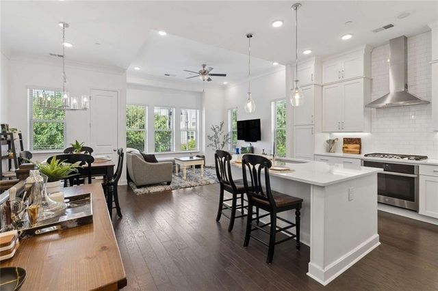 1061 Kirkland Circle, Smyrna, GA 30080