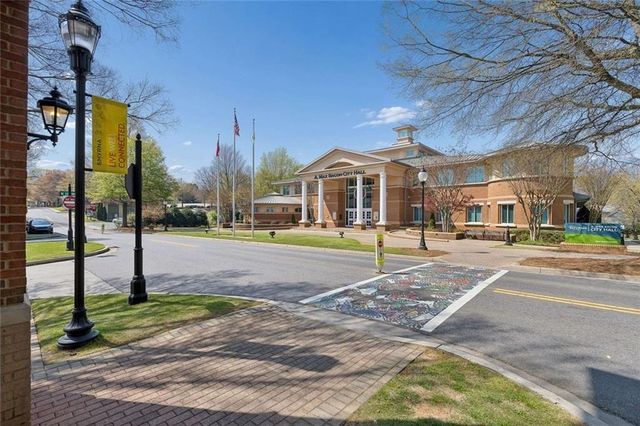 1061 Kirkland Circle, Smyrna, GA 30080