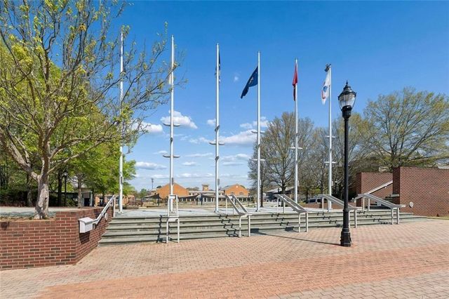 1061 Kirkland Circle, Smyrna, GA 30080