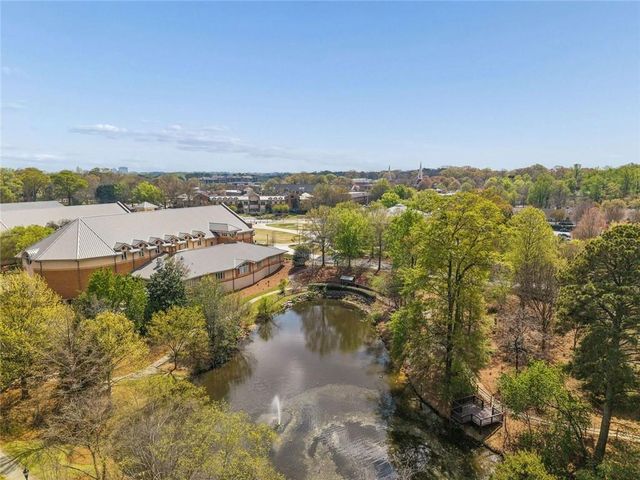 1061 Kirkland Circle, Smyrna, GA 30080