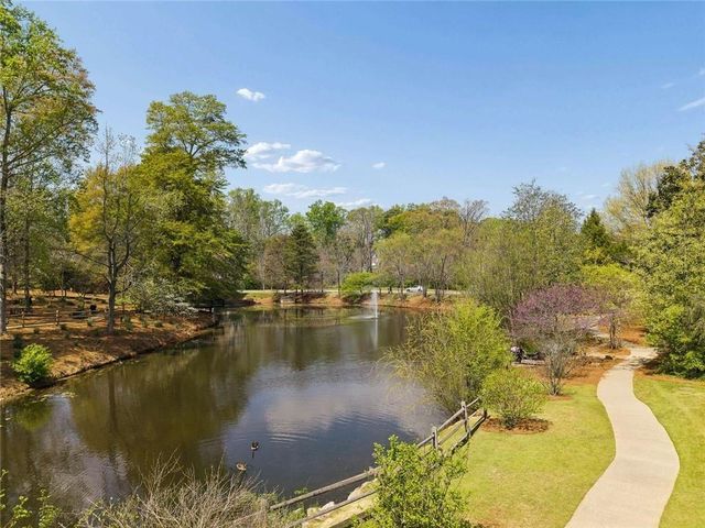 1061 Kirkland Circle, Smyrna, GA 30080