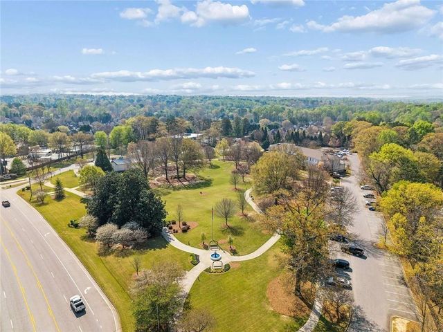 1061 Kirkland Circle, Smyrna, GA 30080