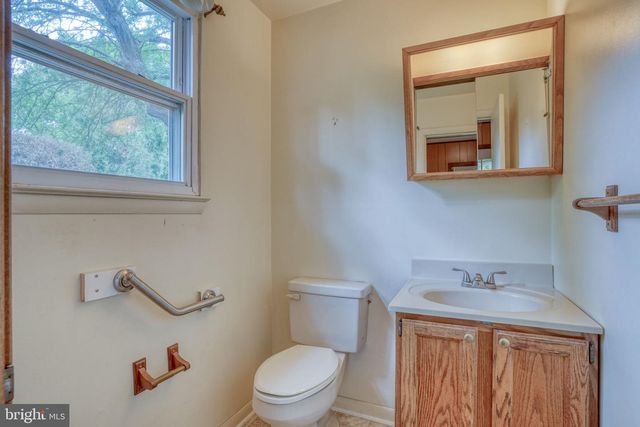 306 ALDER RD, Dover, DE 19904
