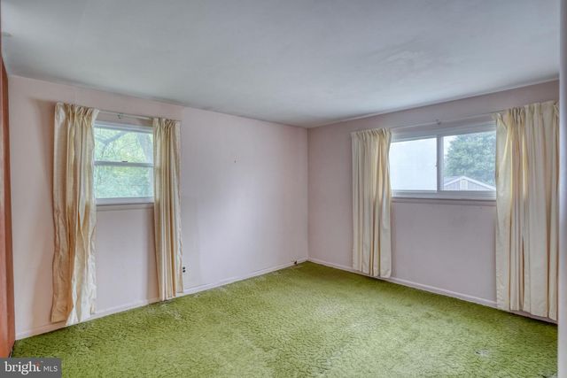 306 ALDER RD, Dover, DE 19904