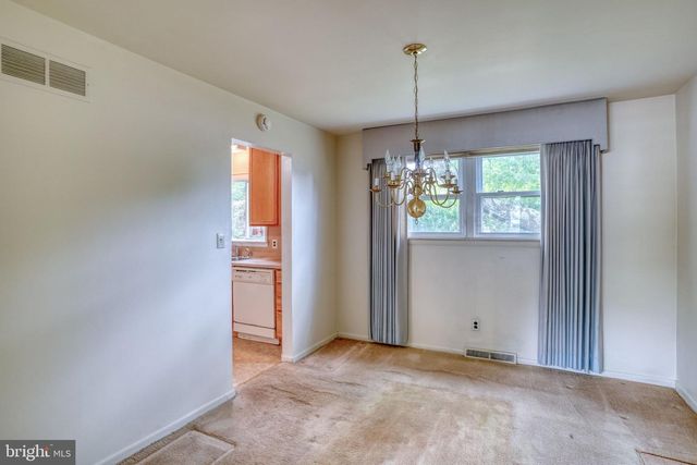306 ALDER RD, Dover, DE 19904