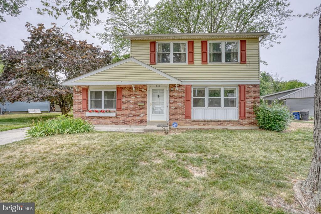 306 ALDER RD, Dover, DE 19904