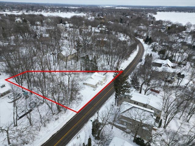 4736 N Shore Drive, Mound, MN 55364