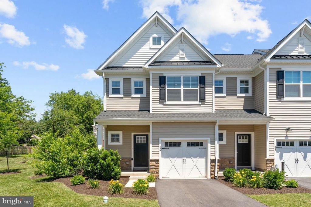 230 HONEY LN, Norristown, PA 19401