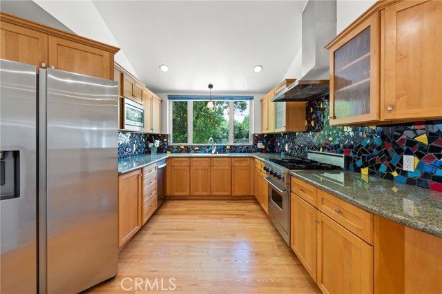 5857 Nagle, Sherman Oaks, CA 91401