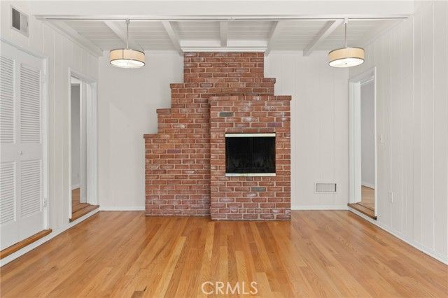 5857 Nagle, Sherman Oaks, CA 91401