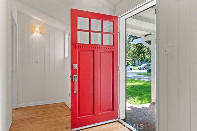 5857 Nagle, Sherman Oaks, CA 91401