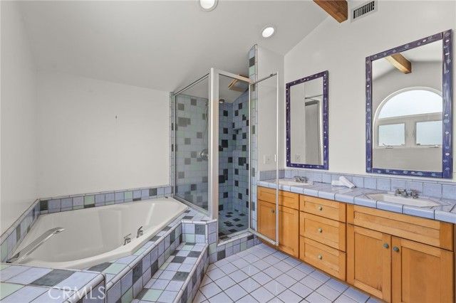 5857 Nagle, Sherman Oaks, CA 91401