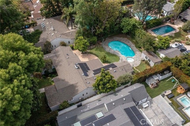 5857 Nagle, Sherman Oaks, CA 91401