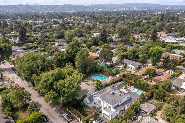 5857 Nagle, Sherman Oaks, CA 91401