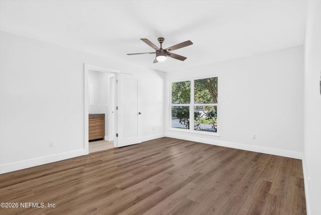 8453 BOYSENBERRY Lane W, Jacksonville, FL 32244