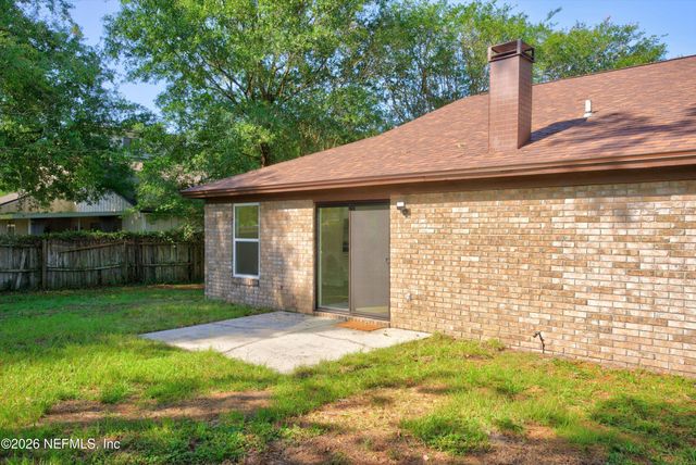 8453 BOYSENBERRY Lane W, Jacksonville, FL 32244