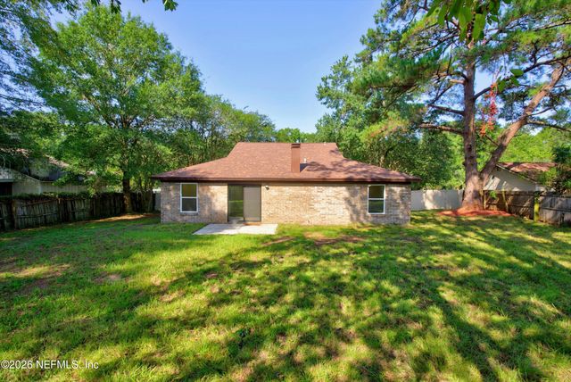 8453 BOYSENBERRY Lane W, Jacksonville, FL 32244
