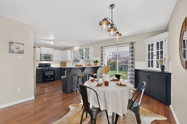 6908 Lamar Avenue NW, Albuquerque, NM 87120