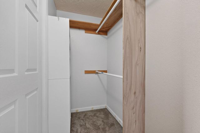 6908 Lamar Avenue NW, Albuquerque, NM 87120