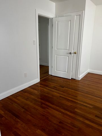 1248 Pembroke Street, Bridgeport, CT 06608