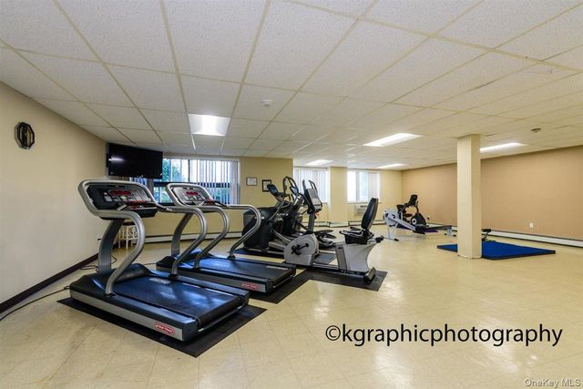 650 Shore Road 2N 3rd flr, Long Beach, NY 11561