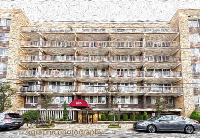 650 Shore Road 2N 3rd flr, Long Beach, NY 11561