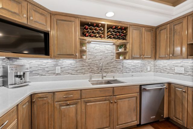 103 Hidden Way Ct, Hendersonville, TN 37075