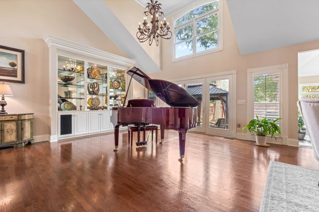 103 Hidden Way Ct, Hendersonville, TN 37075