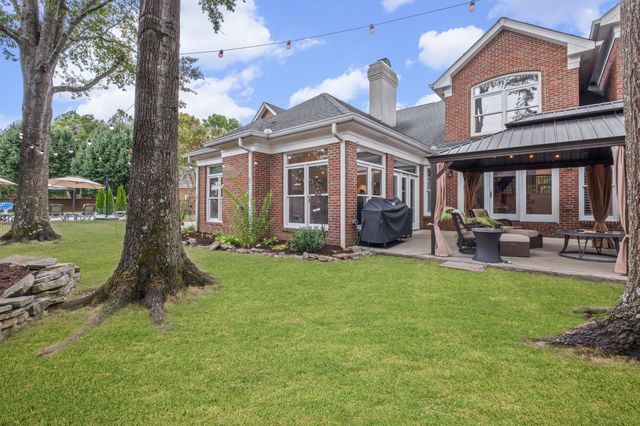 103 Hidden Way Ct, Hendersonville, TN 37075