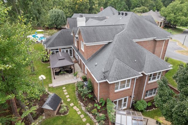 103 Hidden Way Ct, Hendersonville, TN 37075