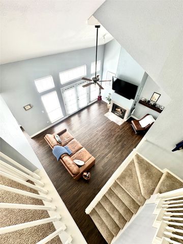 213 Cimarron Trail 1, Irving, TX 75063